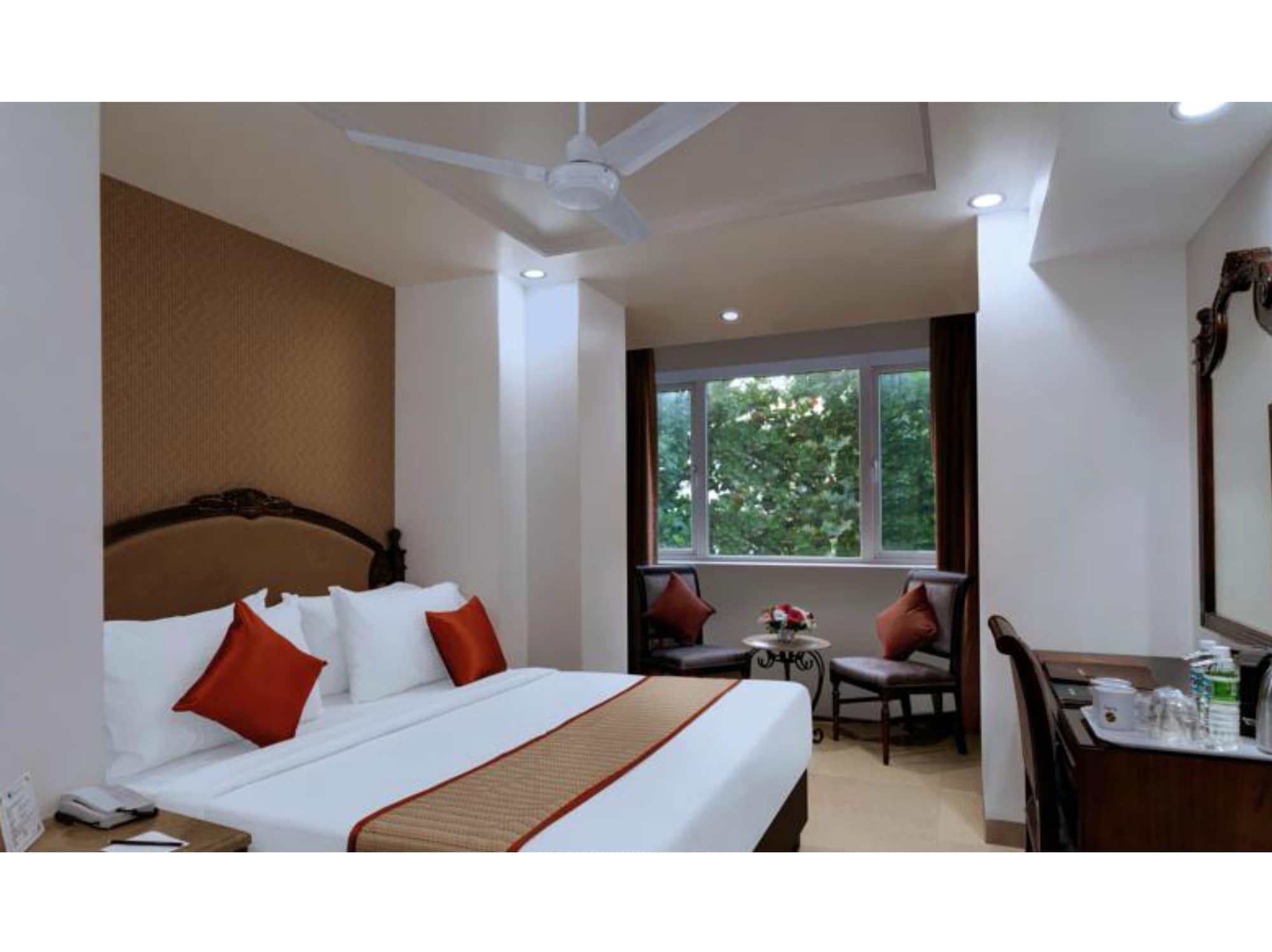 Hotel Suba Palace Near Gateway Of India Bombaim Exterior foto