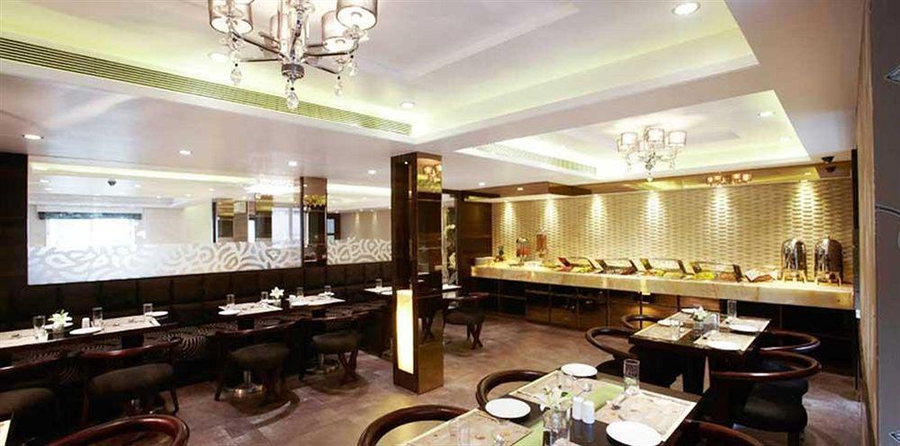 Hotel Suba Palace Near Gateway Of India Bombaim Exterior foto