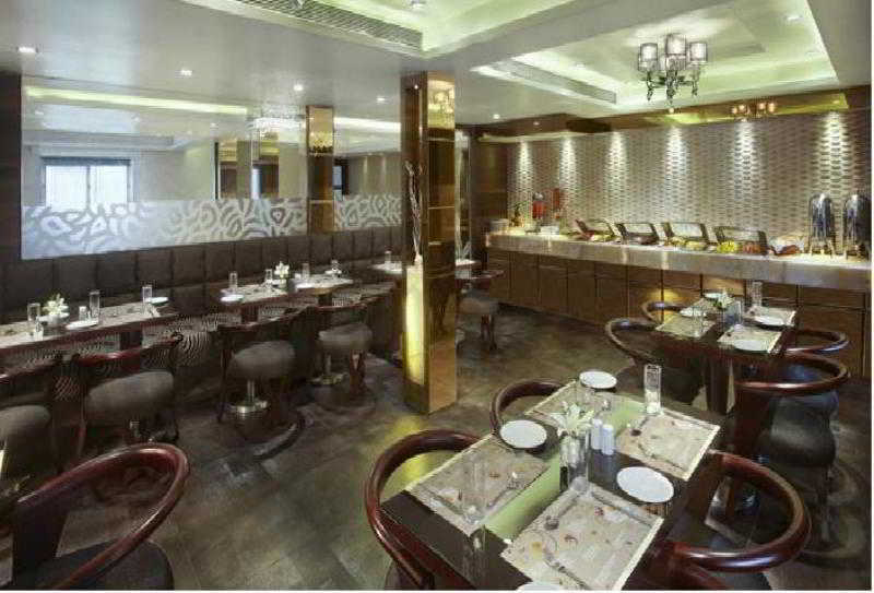 Hotel Suba Palace Near Gateway Of India Bombaim Exterior foto